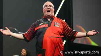 Bunting, Van Veen and MVG all make winning starts at International Darts Open