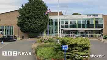Financial 'weaknesses' in college campus scheme
