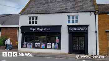 Vape shop plan to convert room into a flat approved