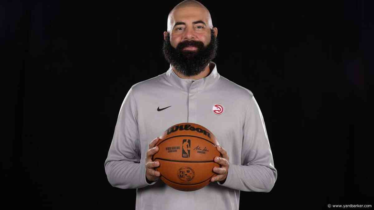 Hawks promote Onsi Saleh to president of basketball ops