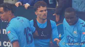 Tavio Ciccarelli's stoppage-time goal lifts HFX Wanderers over Vancouver