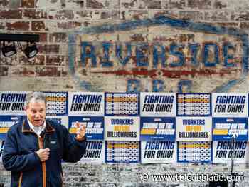 Brown touts experience at campaign stop in Toledo