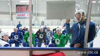 'Not rainbows every day': Canucks turn to Manny Malhotra for coaching answers