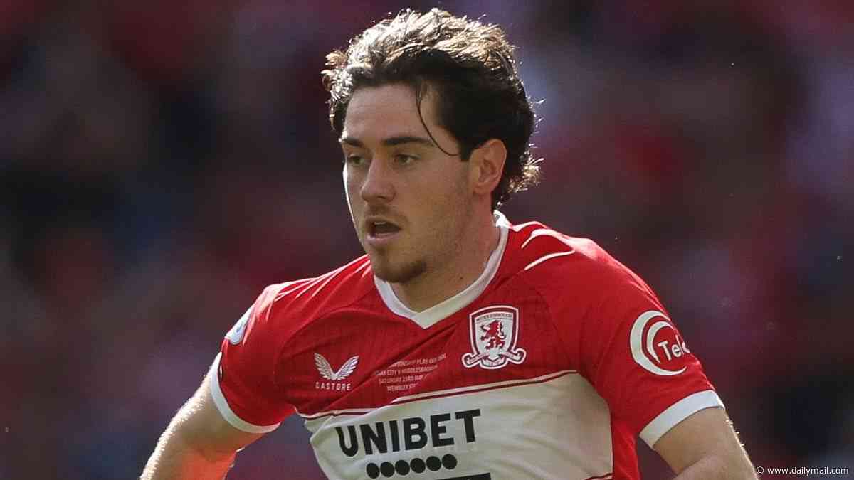 Michael Carrick's former player Hayden Hackney is DESPERATE to join Everton - despite interest from Man United and Tottenham