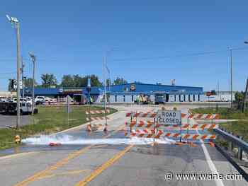 Water main break closes West Coliseum Boulevard in Fort Wayne