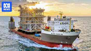 Enormous ship en route to pick up world's largest electric ferry