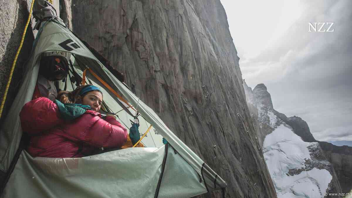 Dreizehn Tage über dem Abgrund: Vier Alpinistinnen klettern an der patagonischen Wand durch Sturmböen und Minusgrade – mit 300 Kilo Gepäck