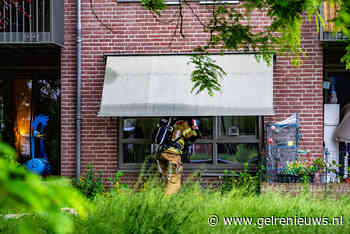 Bewoner naar ziekenhuis na keukenbrand