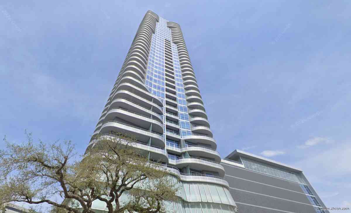 New owners plan $11M overhaul for 40-story Houston tower