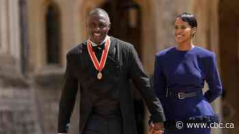 Idris Elba still isn't James Bond, but he's now a knight