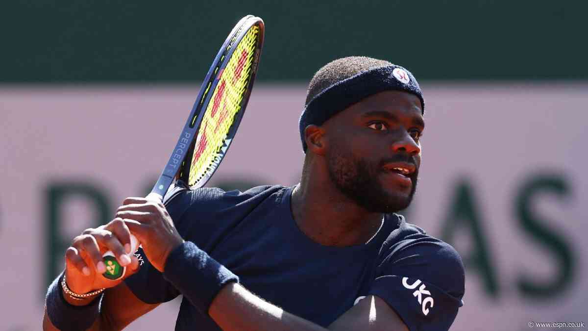 🎾 Tiafoe racket taken during celebs, later return...