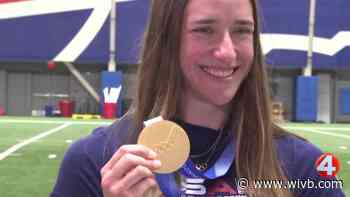 Olympic gold medalist Hayley Scamurra crashes Bills practice