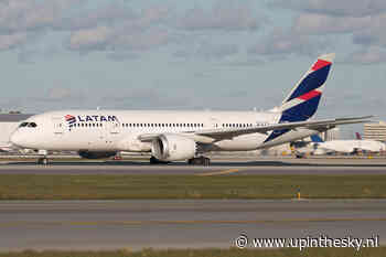 Oeps: Boeing 787 verliest deur op onhandige plek