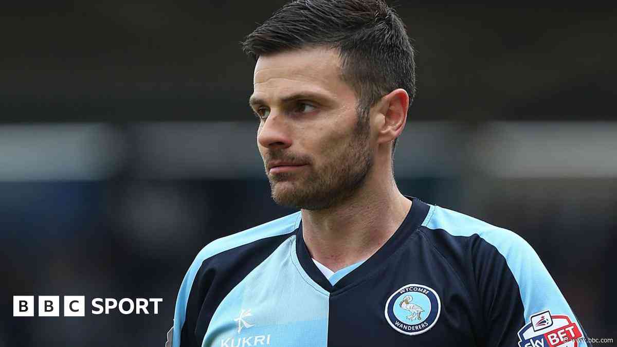 Craig joins Gillingham as assistant manager
