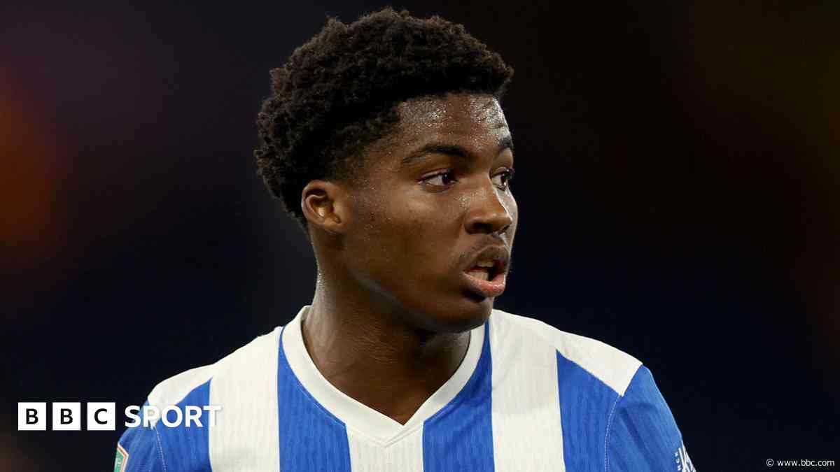 Gillingham sign Brighton academy midfielder Albarus