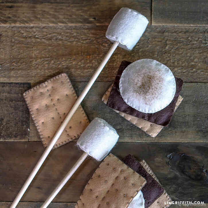 DIY S’mores Felt Craft