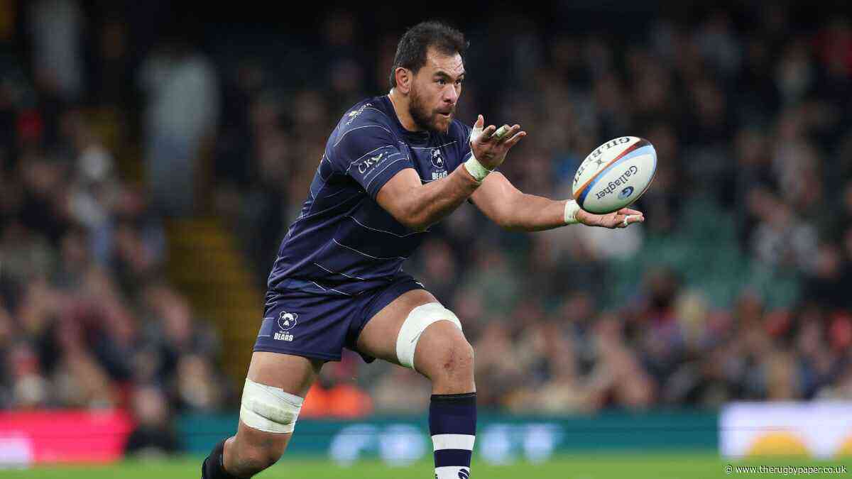 Steven Luatua and AJ MacGinty agree new deals at Bristol Bears