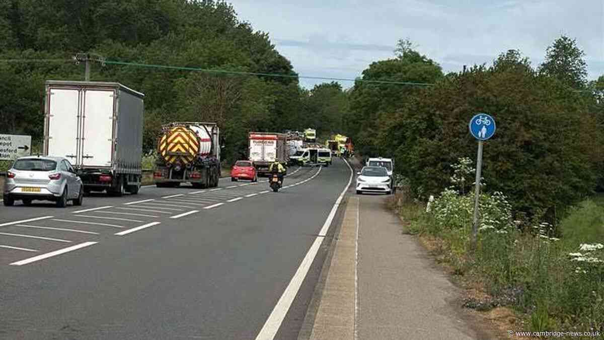 A505 crash live updates as road blocked in both directions