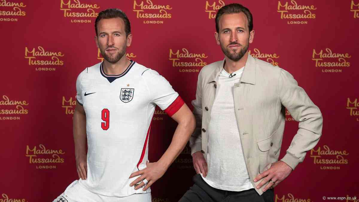 Kane meets his waxwork at Madame Tussauds