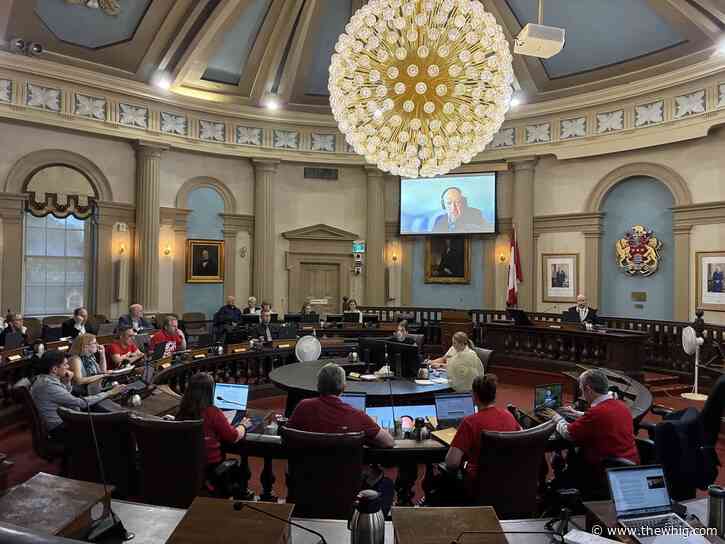 Kingston city council considers options for inflatable water park