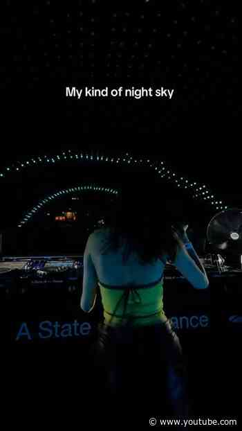 Jesabel killing it at ASOT 2Rotterdam 🫶