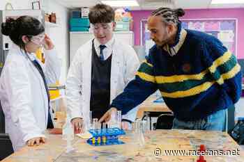 Caption Competition 292: Chemistry with Mr Hamilton | Caption Competition