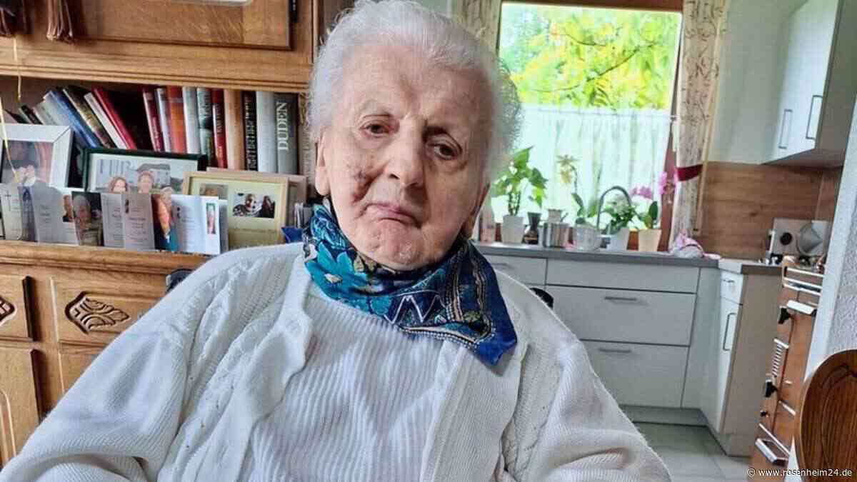 Anna Steiner (101) aus Feichten: Wie aus einem Wehrmachts-Fallschirm ihr Hochzeitskleid wurde