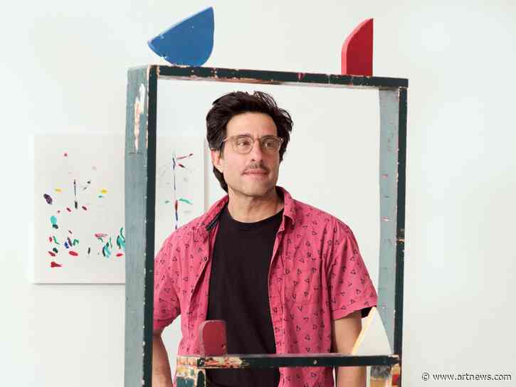 How Gedi Sibony Makes a Show, By Transforming Street Finds Into Magical ‘Frozen Moments’