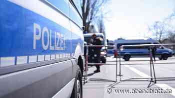 Autofahrer durchbricht Straßensperre – Polizist gibt Schuss ab