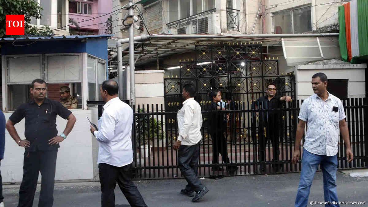 ED knocks on Abhishek doors, state removes security from Shantiniketan