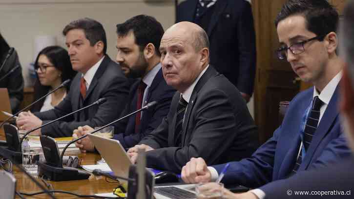 Megarreforma: Tensa discusión en el Senado por falta de informes y aumento de deuda pública