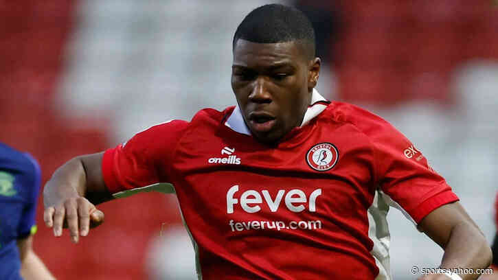 Bristol City forward Armstrong joins Goztepe