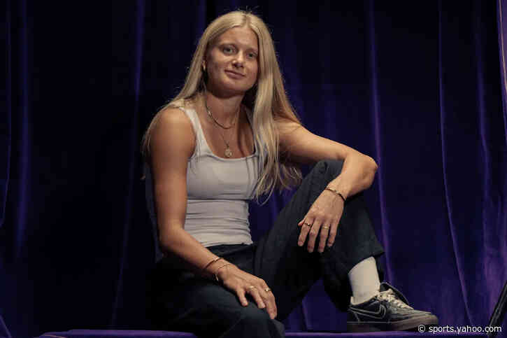 Sandra Jakobsen signs for Austria Wien from Sturm Graz