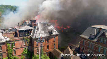 Massive fire breaks out at abandoned Hudson River Psychiatric Center