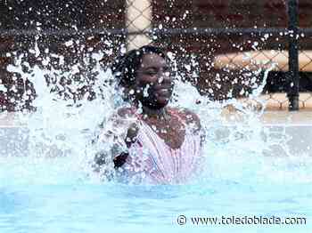Navarre pool temporarily closed due to mechanical issues