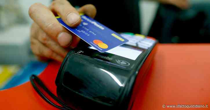 Stop ai pagamenti con Visa e Mastercard a Cuba, sospesi da sabato 6 giugno. La banca centrale de L’Avana: “Strategia di asfissia di Trump”