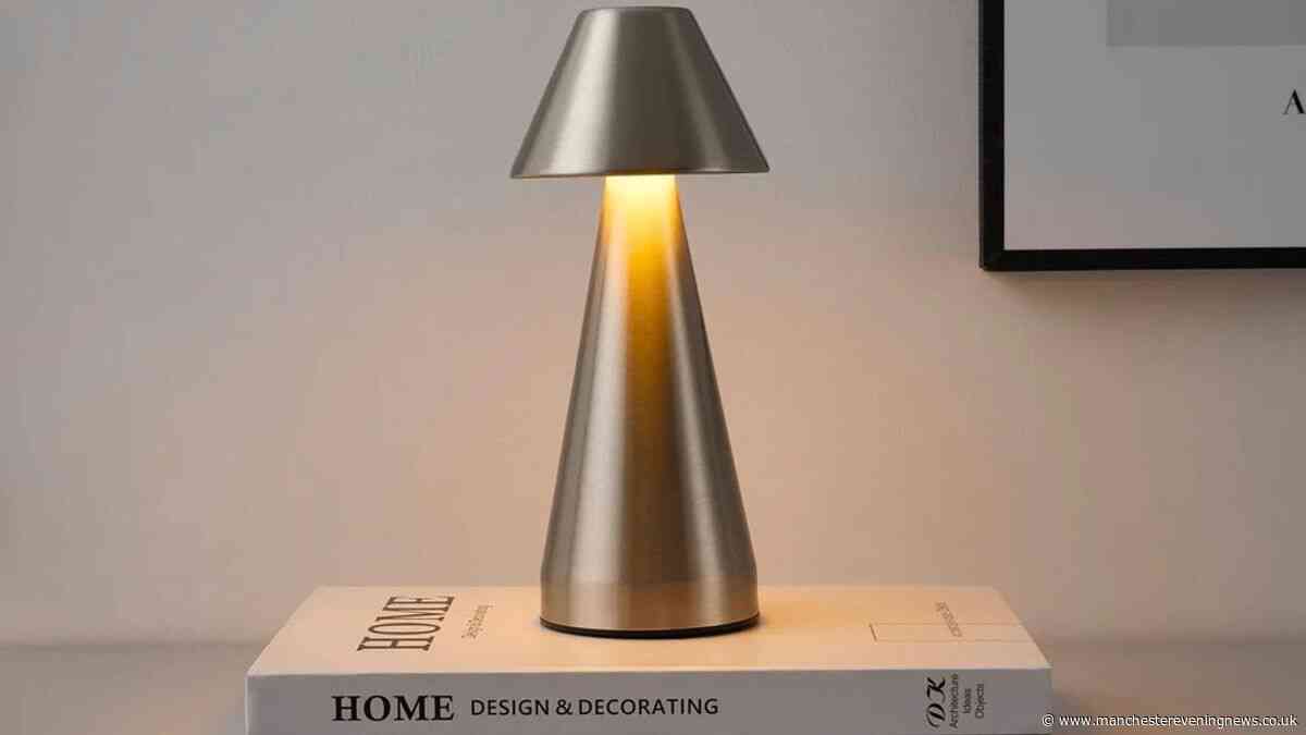 Homeware shoppers snap up 'no-plug' £7 lamp 'seen in luxury Gordon Ramsay restaurants'