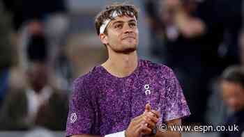 Cobolli, Arnaldi advance to French Open semis