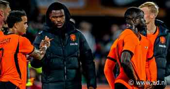 Voetbalpodcast | ‘Is er ooit een beter opgebouwde carrière geweest dan die van Denzel Dumfries?’
