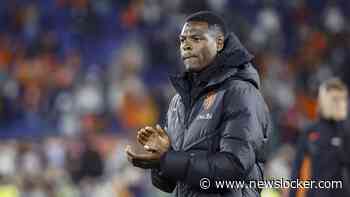 Ronald Koeman over door Real Madrid gekeurde Denzel Dumfries: ’Had hem liever naar Barcelona zien gaan’