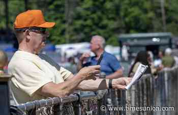 Clear skies, chill vibes on opening day of Belmont Stakes Racing Festival