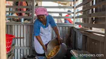 As Congo grapples with Ebola, volunteers cook up meals to support patients, workers