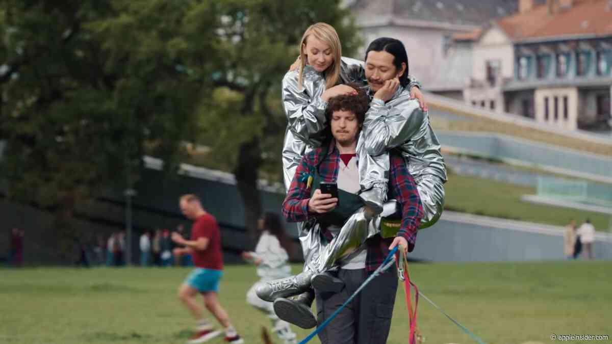 Latest Apple privacy on iPhone ad takes direct shots at Chrome