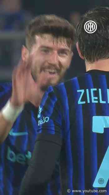 Zieliński from long range🚀⚽