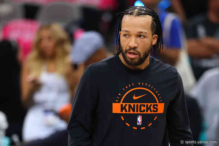 Knicks star Jalen Brunson playing despite sustaining apparent knee and ankle injuries in NBA Finals Game 1