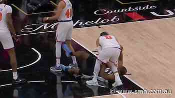 Brunson hurts knee on freak play