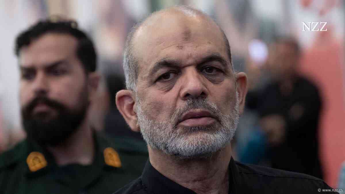 Er soll in Bombenanschläge verwickelt sein und geheime Kontakte zur Reagan-Regierung gepflegt haben: Wer ist Ahmad Vahidi, der neue starke Mann in Teheran?
