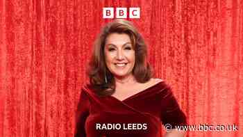 Wakefield’s Jane McDonald tops the charts again