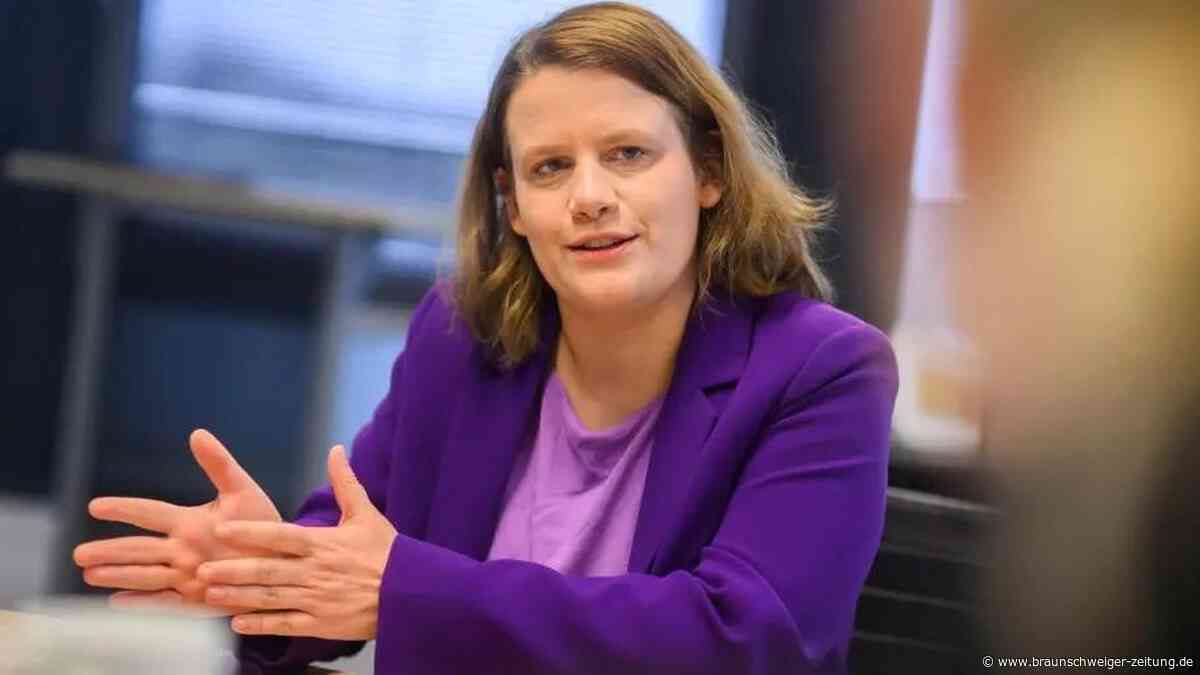 Niedersachsens Ministerin zum Fach Christliche Religion: „Nicht alle haben geklatscht“