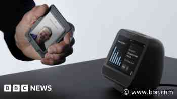 Microsoft testing wearable AI gadget aimed at office workers